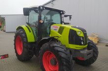 Claas ARION 440